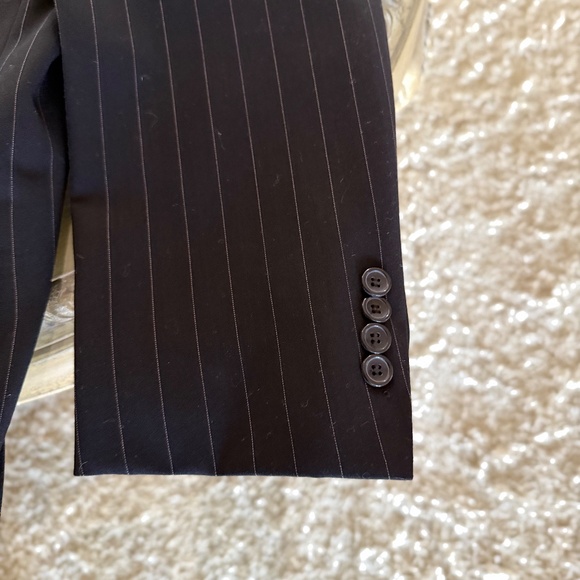 Emmanuel Ungaro 100% Wool Mens Suit Black Pinstripe 46L/38W Business Formal - Picture 8 of 16